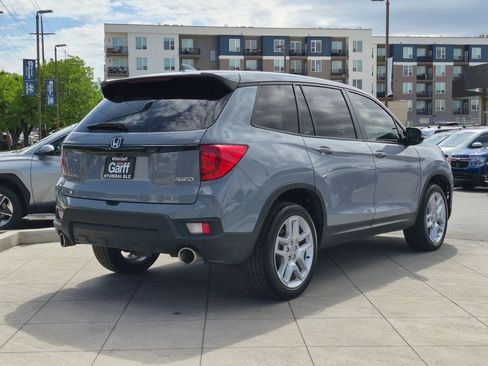 Used 2025 Honda Passport EX-L image 3