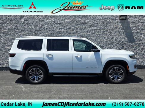 Used 2024 Jeep Wagoneer 4WD w/ Premium Group I image 6