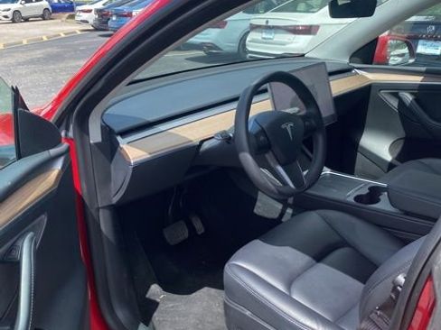 Used 2023 Tesla Model Y Long Range AWD/4WD image 14
