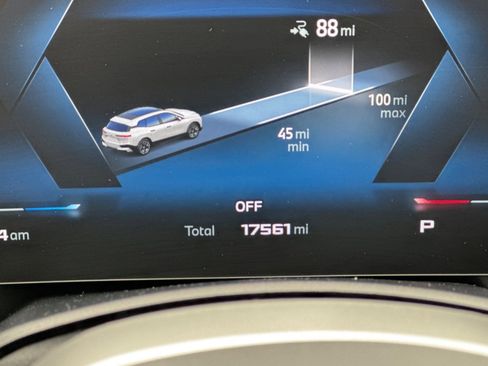 Used 2025 BMW iX M60 image 17