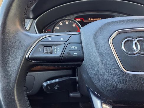 Used 2019 Audi Q5 2.0T Premium w/ Convenience Package image 14