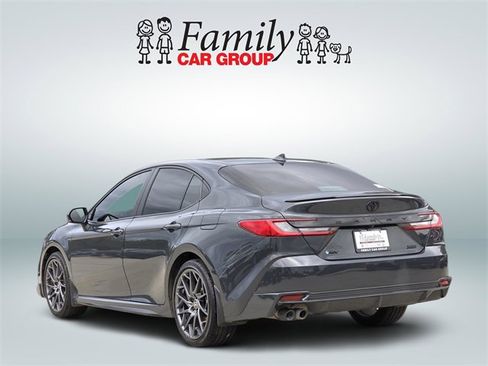 Used 2025 Toyota Camry XSE image 3