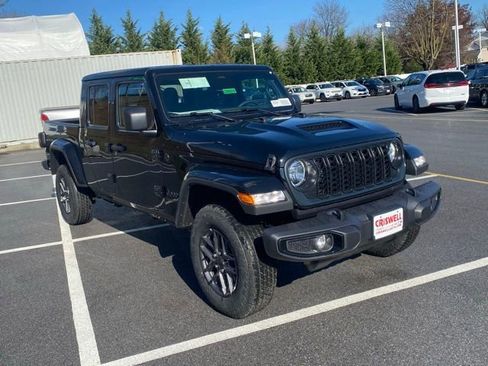 New 2026 Jeep Gladiator Sport AWD/4WD image 2
