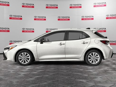 New 2026 Toyota Corolla SE FWD image 3