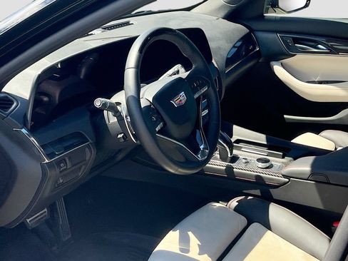 Used 2026 Cadillac CT5 Sport w/ Technology Package AWD/4WD image 9