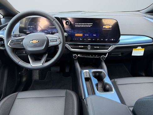 New 2026 Chevrolet Equinox EV LT FWD image 10