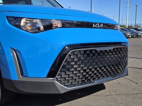 Used 2025 Kia Soul EX image 9