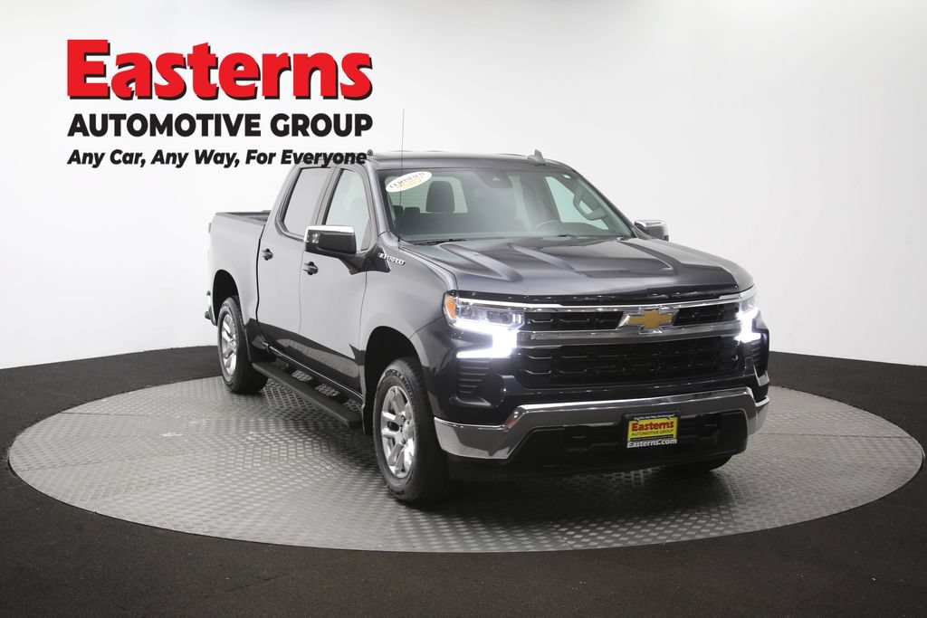 Used 2022 Chevrolet Silverado 1500 LT AWD/4WD image 51