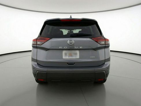 Used 2025 Nissan Rogue SV image 7
