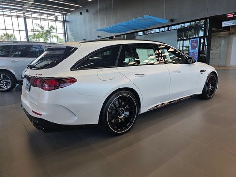 New 2026 Mercedes-Benz E 53 AMG e 4MATIC Wagon image 5