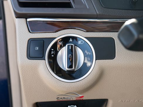 Used 2011 Mercedes-Benz E 350 Cabriolet image 33