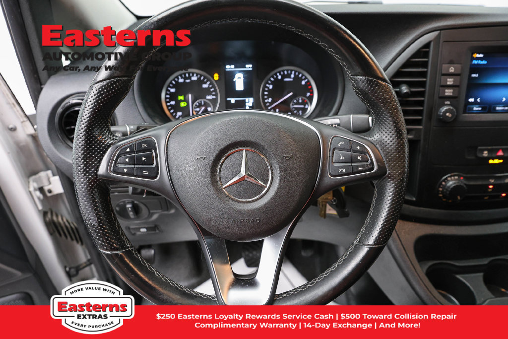 Used 2023 Mercedes-Benz Metris image 11