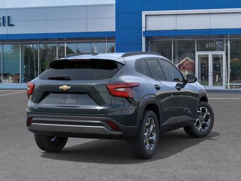 New 2026 Chevrolet Trax LT FWD image 4