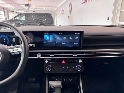 Used 2025 Hyundai Tucson SEL image 17