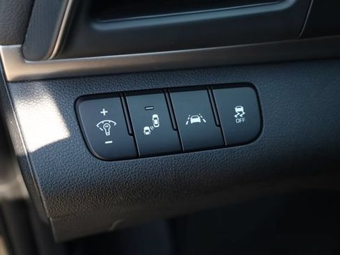 Used 2019 Hyundai Elantra Value Edition w/ Cargo Package FWD image 10