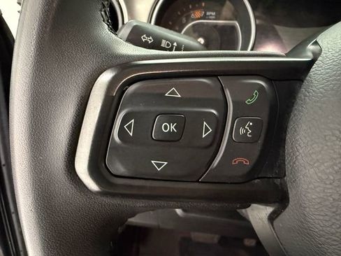 Used 2023 Jeep Wrangler Sport AWD/4WD image 13