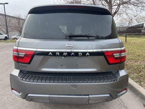 Used 2024 Nissan Armada SV image 6