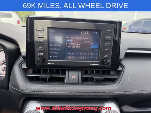 Used 2020 Toyota RAV4 LE w/ Carpet Mat Package AWD/4WD image 26