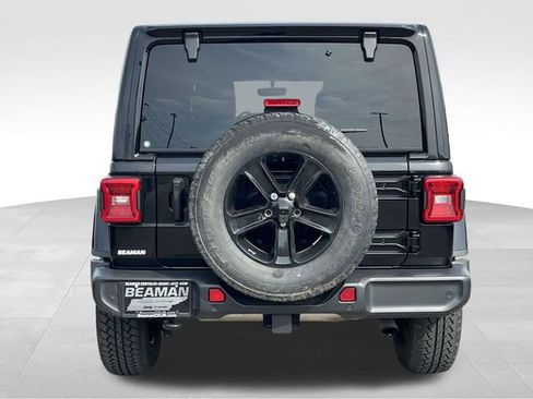 Used 2021 Jeep Wrangler Unlimited Sahara image 6