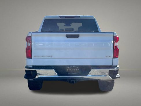Used 2022 Chevrolet Silverado 1500 LTZ AWD/4WD image 4