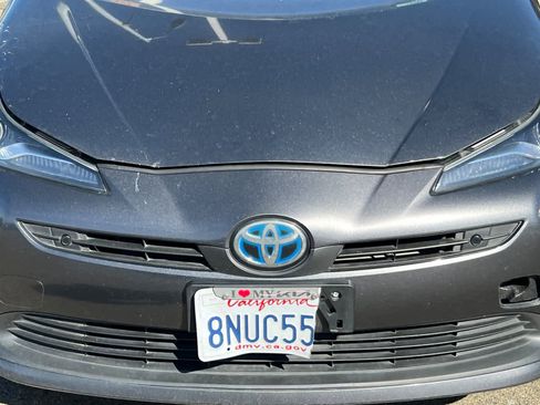 Used 2020 Toyota Prius Limited image 12