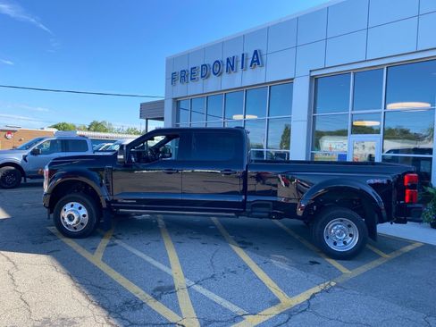 Used 2026 Ford F450 Platinum w/ Camper Package AWD/4WD image 2