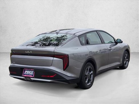 Used 2025 Kia K4 FWD image 5