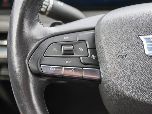 Used 2024 Cadillac XT4 Premium Luxury image 29