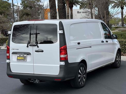 Used 2022 Mercedes-Benz Metris image 10
