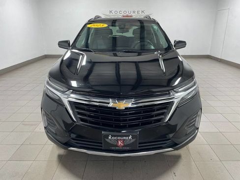 Used 2023 Chevrolet Equinox LT AWD/4WD image 2