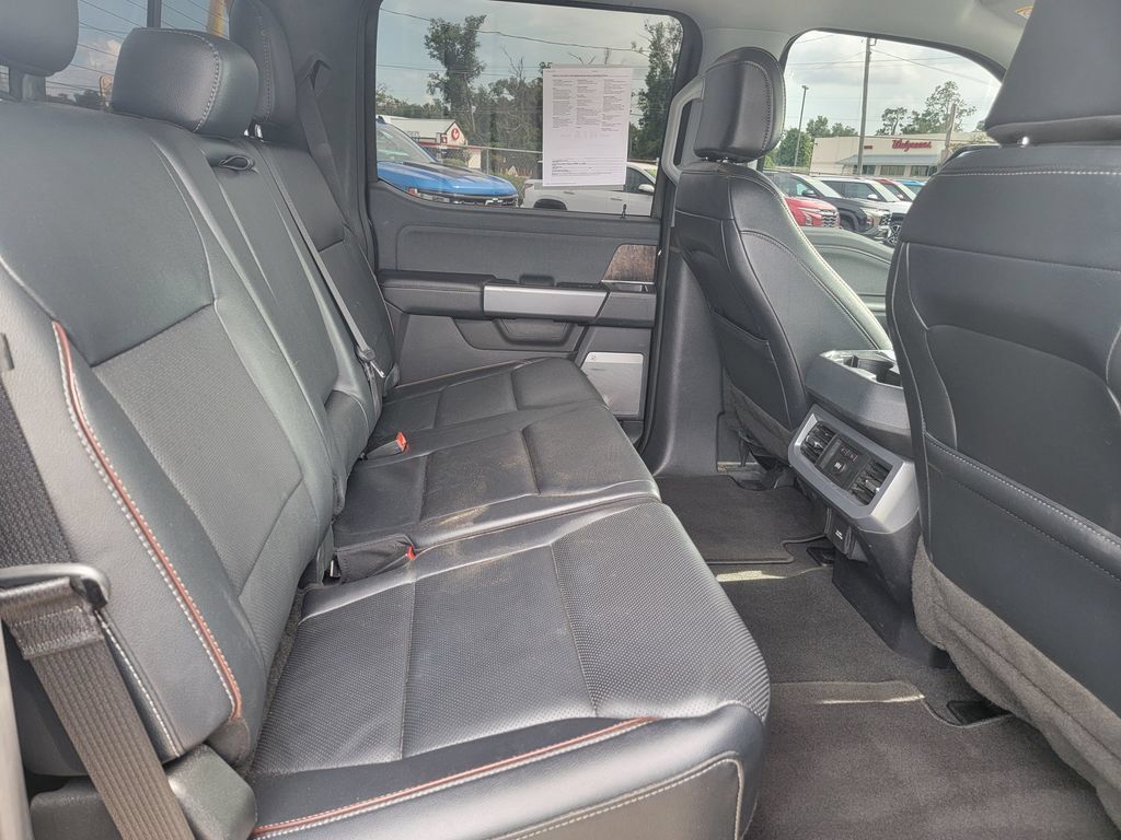 Used 2024 Ford F250 Lariat AWD/4WD image 7