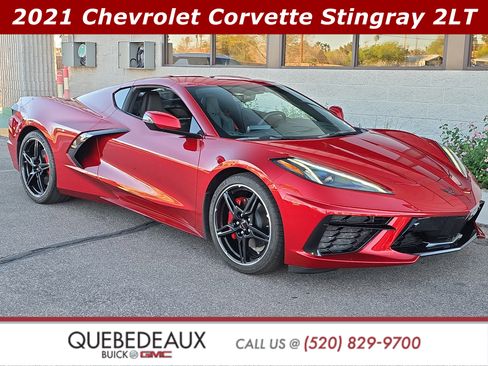 Used 2021 Chevrolet Corvette Stingray Preferred Cpe w/ Engine Appearance Package image 1