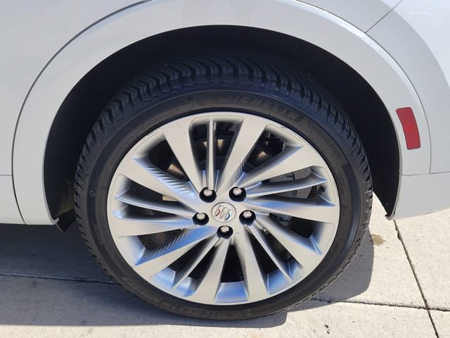 Used 2025 Buick Envision Avenir AWD/4WD image 15