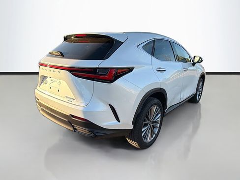 Used 2023 Lexus NX 350h 350h Premium image 4