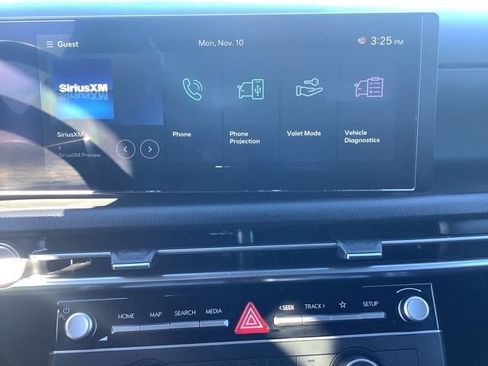 Certified 2025 Hyundai Santa Cruz SE image 32