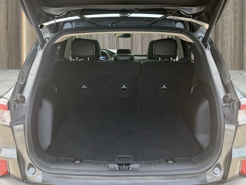 Used 2020 Ford Escape Titanium image 21