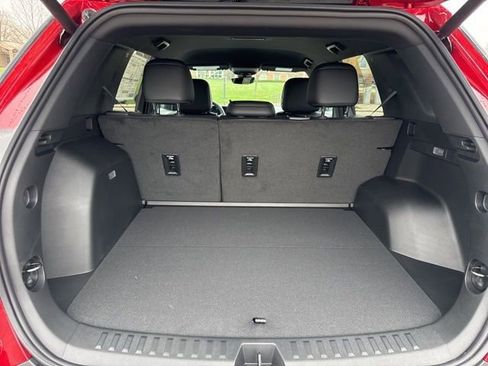 New 2026 Chevrolet Equinox LT w/ Convenience Package II FWD image 11