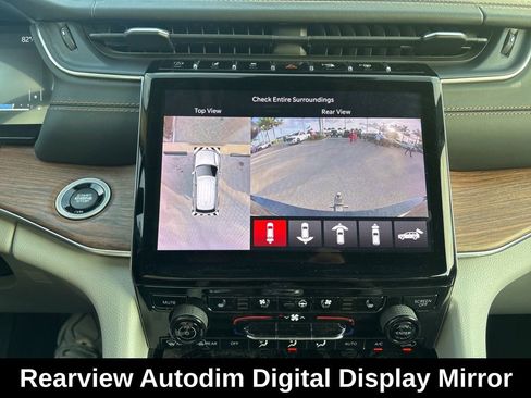 Used 2021 Jeep Grand Cherokee L Summit w/ Advanced Protech Group IV AWD/4WD image 11