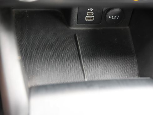 Used 2024 Ford Escape ST-Line AWD/4WD image 30