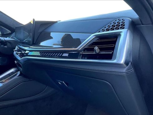 Used 2025 BMW X6 M Competition w/ Executive Package image 17