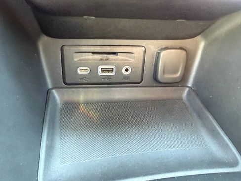Used 2020 GMC Terrain SLT w/ Preferred Package AWD/4WD image 22