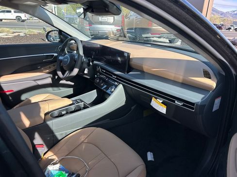 New 2026 Hyundai Sonata Limited image 11