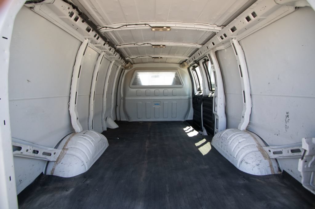 Used 2019 Chevrolet Express 2500 w/ Driver Convenience Package RWD image 12