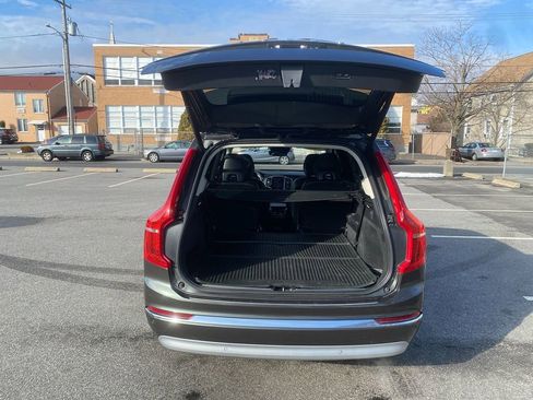 Used 2022 Volvo XC90 T6 Inscription w/ Advanced Package image 24