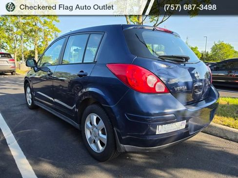 Used 2008 Nissan Versa Hatchback w/ Convenience Pkg FWD image 4