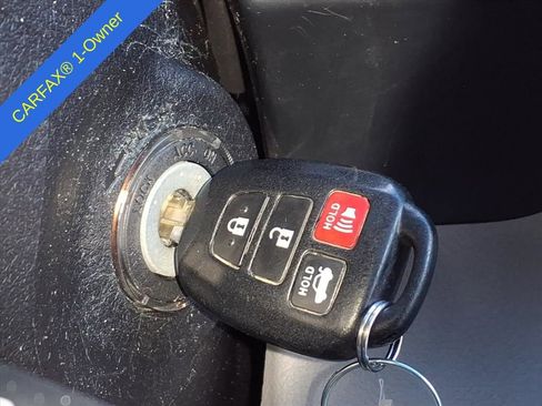 Used 2013 Toyota Camry XLE image 26