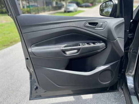 Used 2017 Ford Escape S FWD image 24