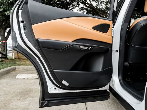 Used 2024 Lexus RX 350 Premium w/ Convenience Package image 59