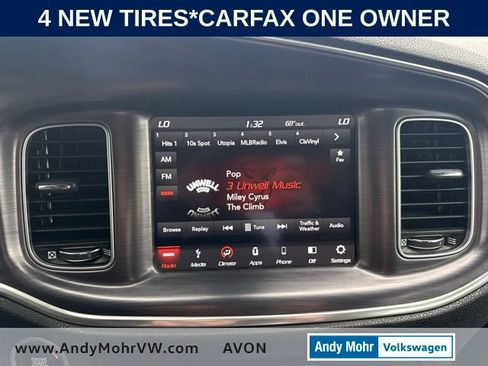Used 2018 Dodge Charger R/T Scat Pack RWD image 30