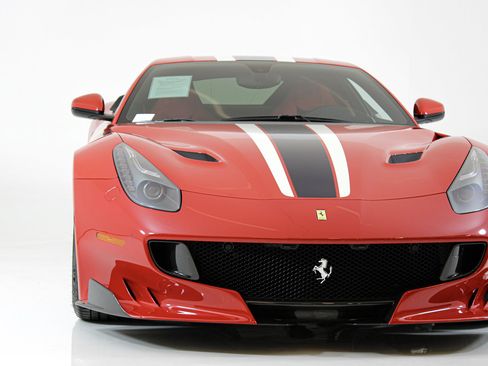 Used 2017 Ferrari F12tdf RWD image 12
